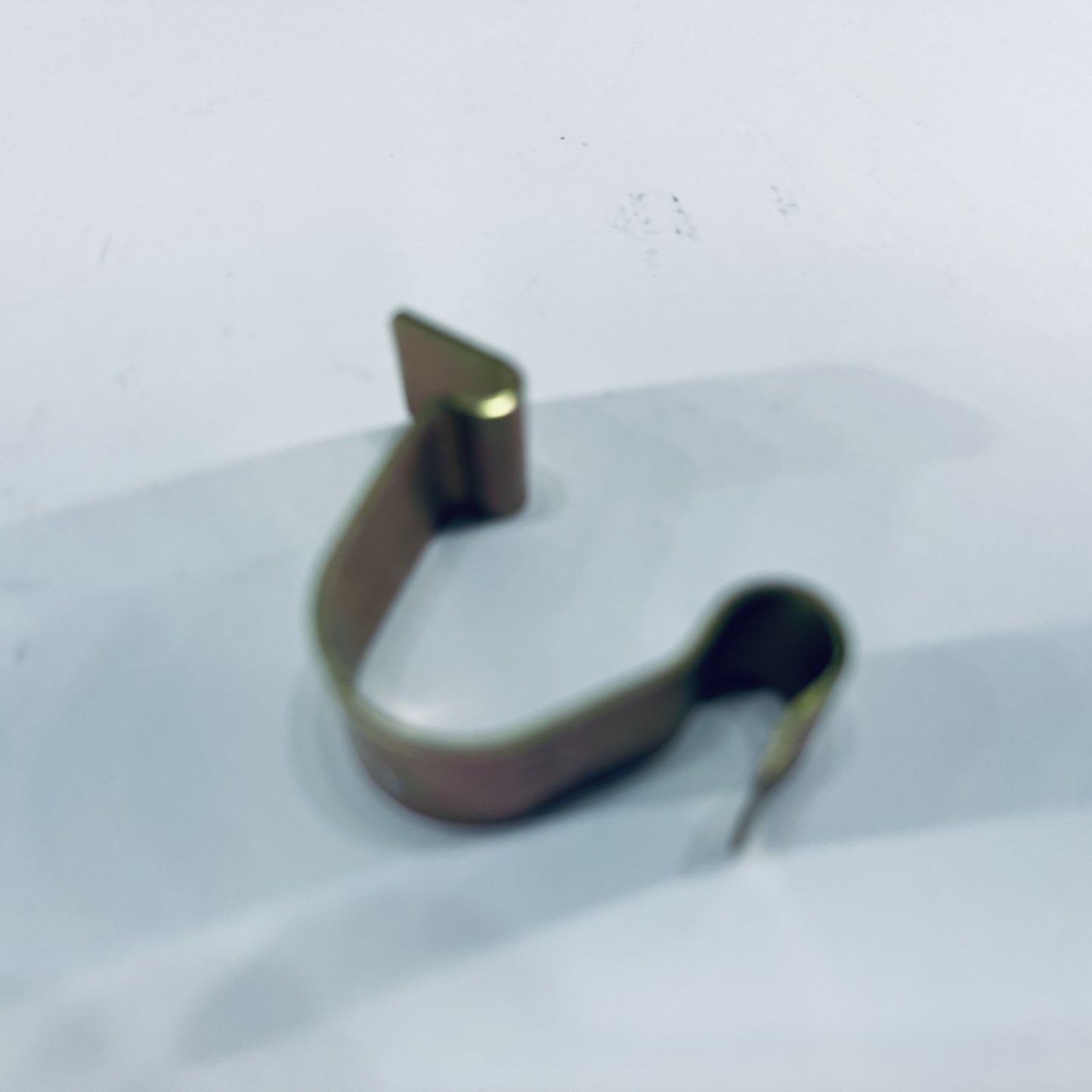 82595 : AIR CLEANER COVER CLIP [23218]