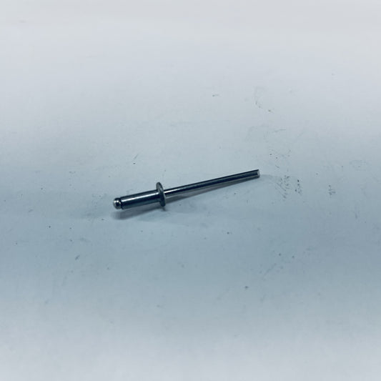 8258 : RIVET ALUMINUM .25GRIP .125DIA