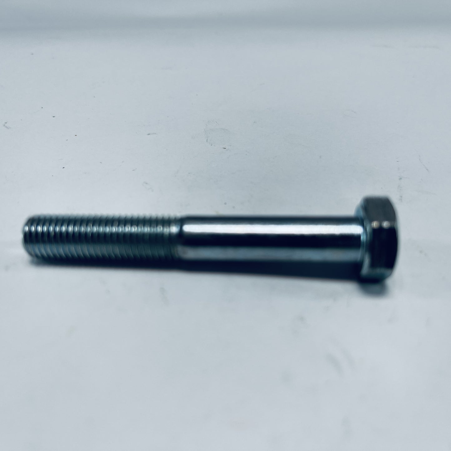 8204 : BOLT 5/16 24 X 2.25