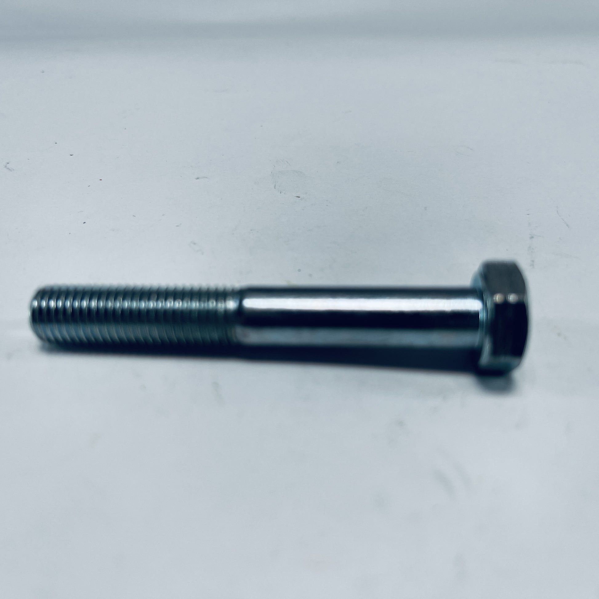 8204 : BOLT 5/16 24 X 2.25