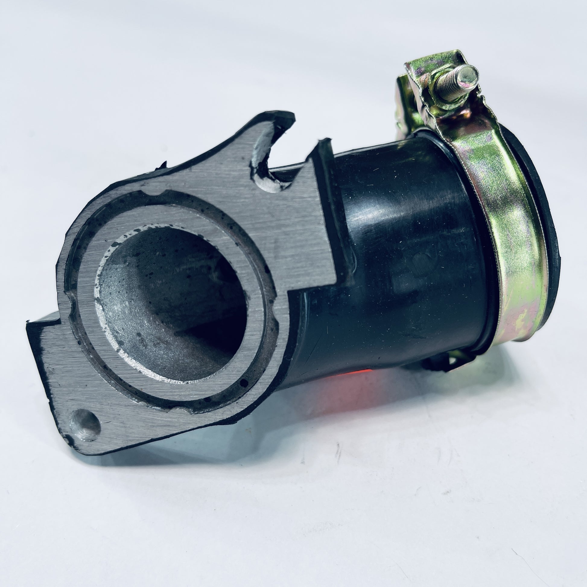 82846_B : JOINT CARBURETOR (CARB- BOTTOM PULL CABLE TYPE) [23201B]