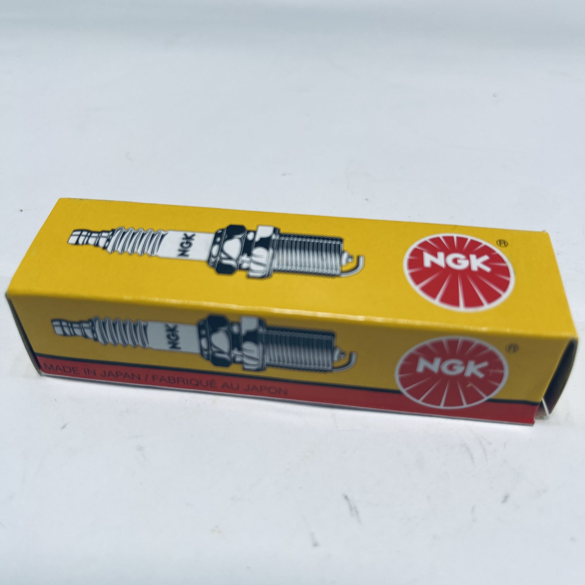 82807 : SPARK PLUG MARINE GRADE