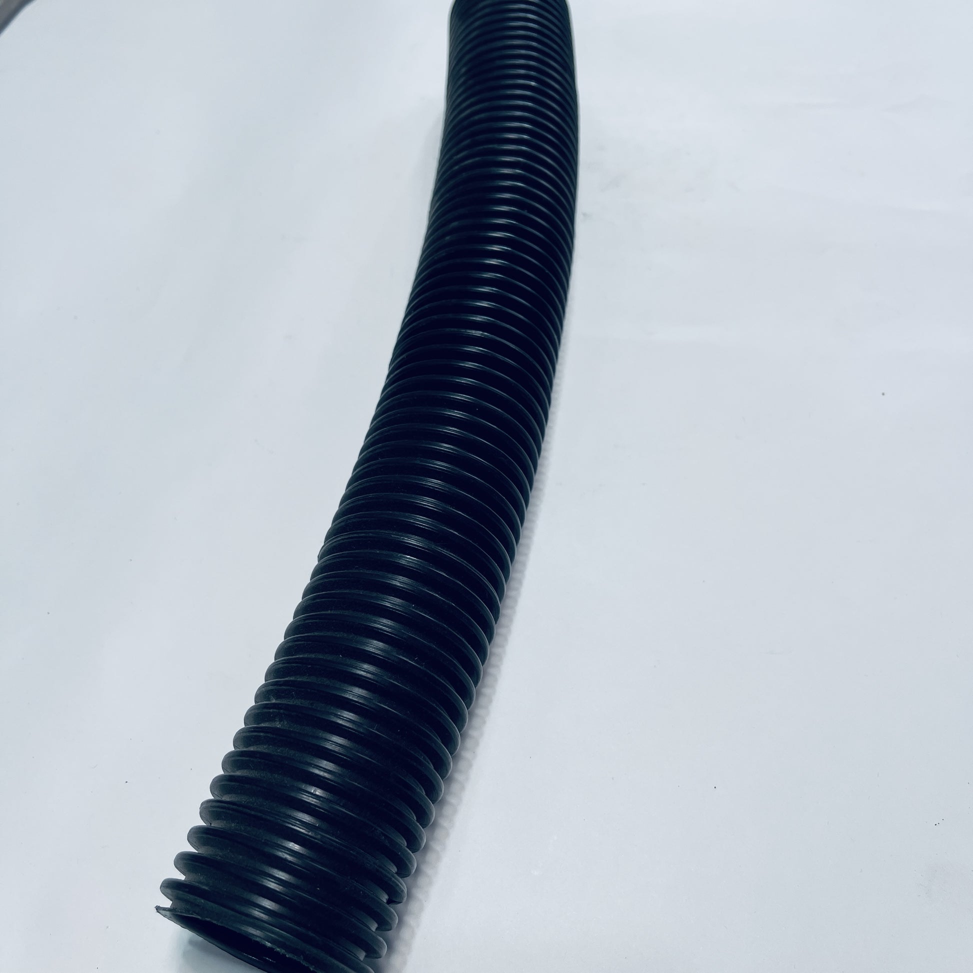 G1300 : LOOM 13.00 L 1.625 ID. PLASTIC