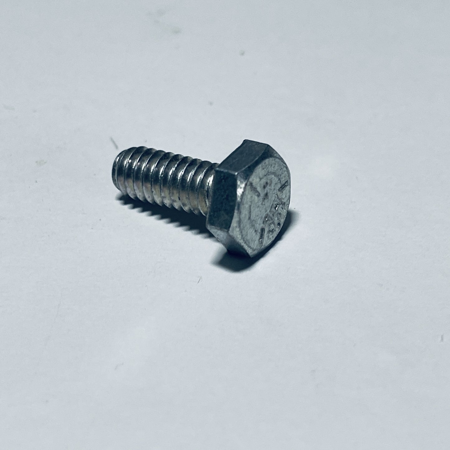 1845 : BOLT 1/4-20 X .625 HHCS G5 Z