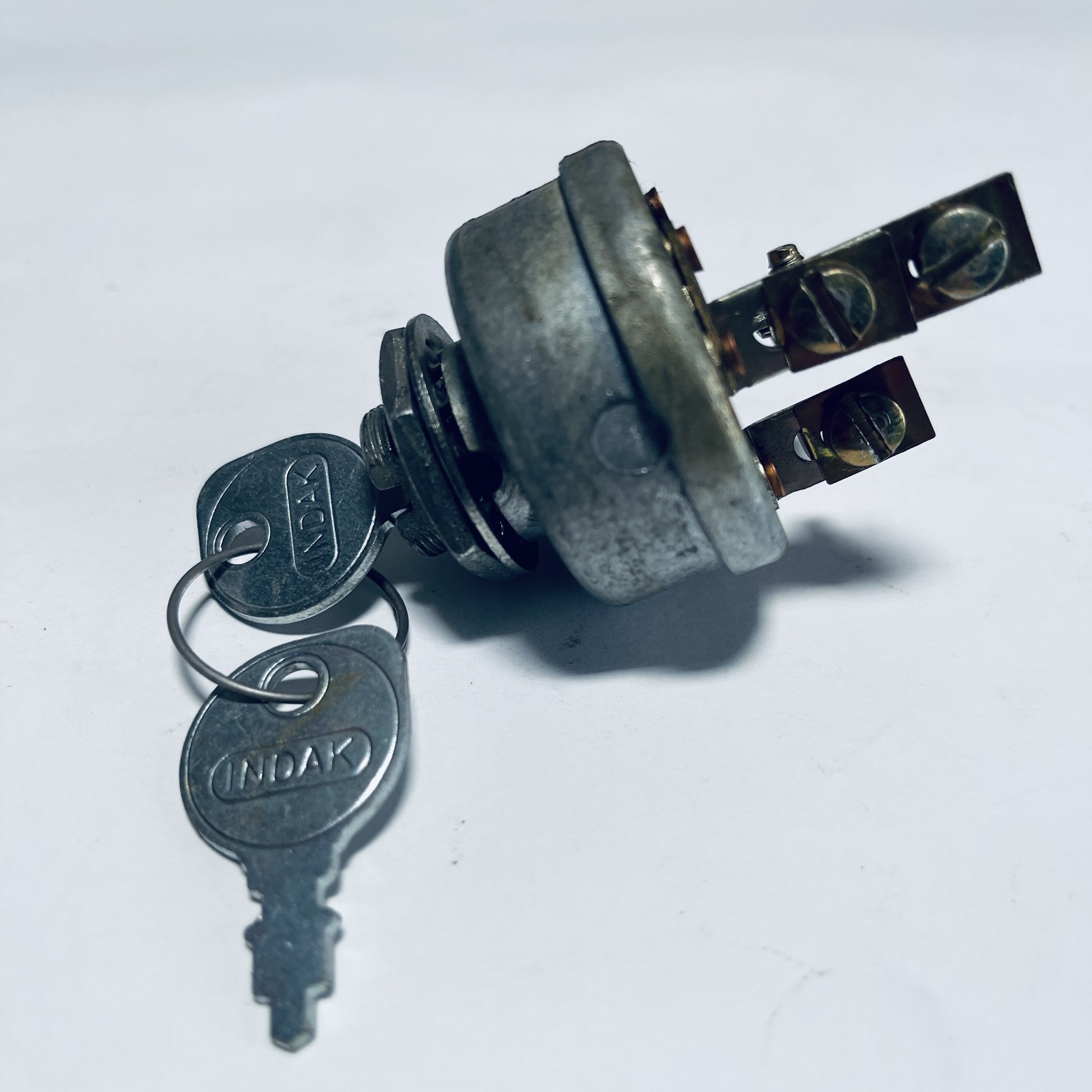 6344: KEY SWITCH w/ KEYS