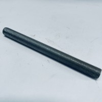 8689 : BOLT 3/8-24 X 4.250 STUD G5 Z